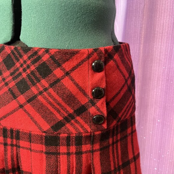 La Chapelle Red & Black Pleated Wool Skirt - Picture 5 of 6